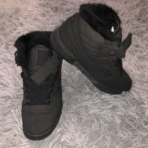 Black fila shoes